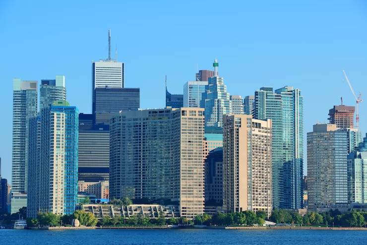 Factors That Initiate The Toronto Real Estate Market Crash