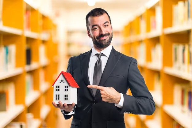 how long does it take to become real estate agent